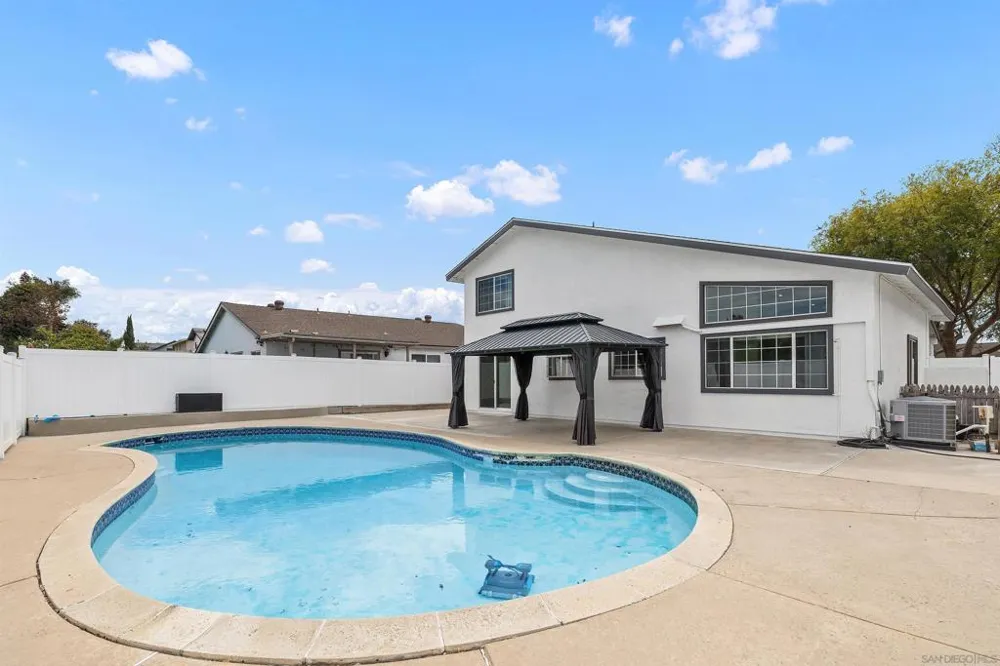1259 Calle Candelero Chula Vista, CA 91910