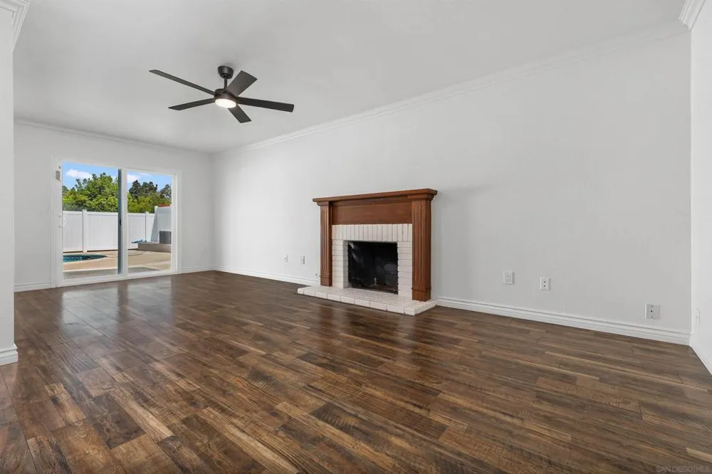 1259 Calle Candelero Chula Vista, CA 91910