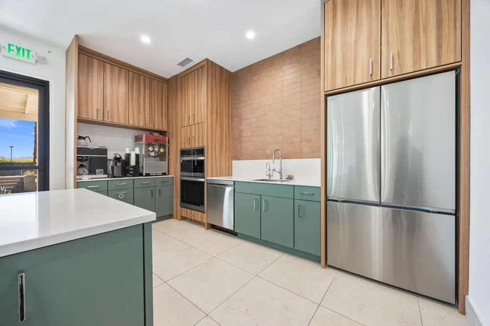 48435 Alamo Drive Palm Desert, CA 92260