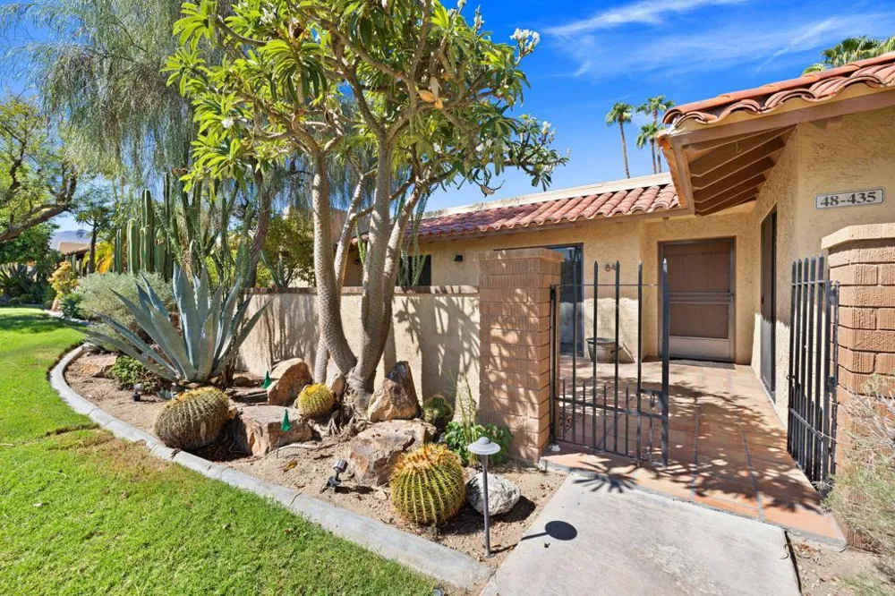 48435 Alamo Drive Palm Desert, CA 92260