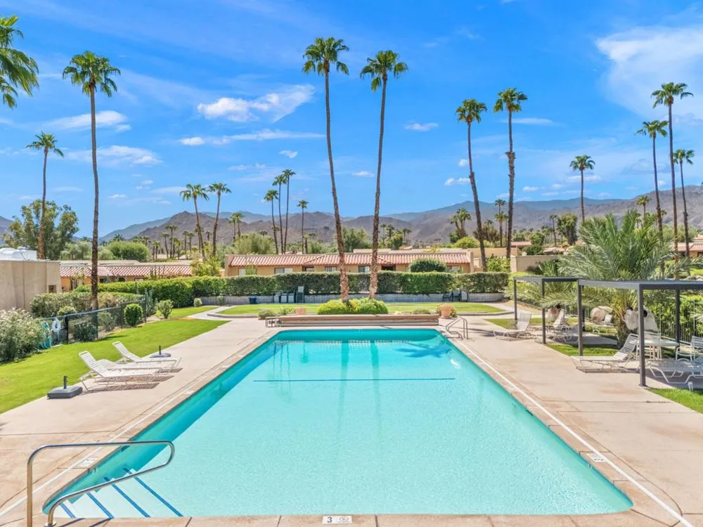48435 Alamo Drive Palm Desert, CA 92260
