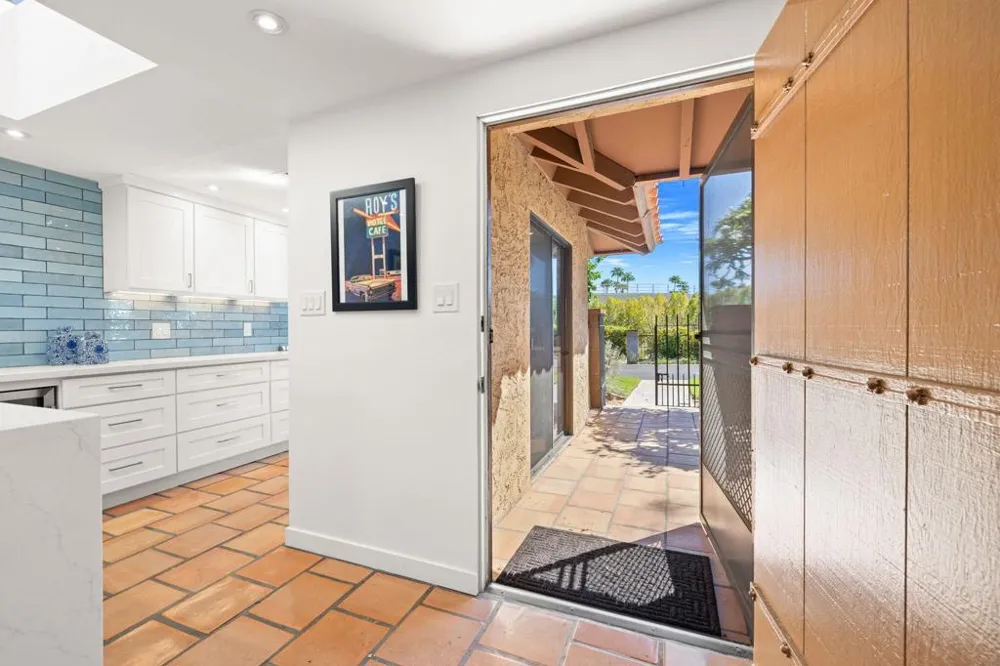 48435 Alamo Drive Palm Desert, CA 92260