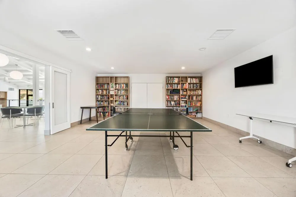 48435 Alamo Drive Palm Desert, CA 92260