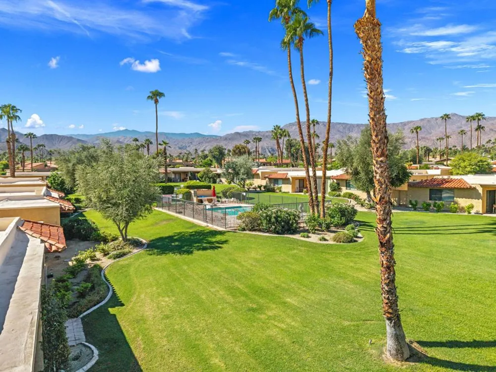 48435 Alamo Drive Palm Desert, CA 92260
