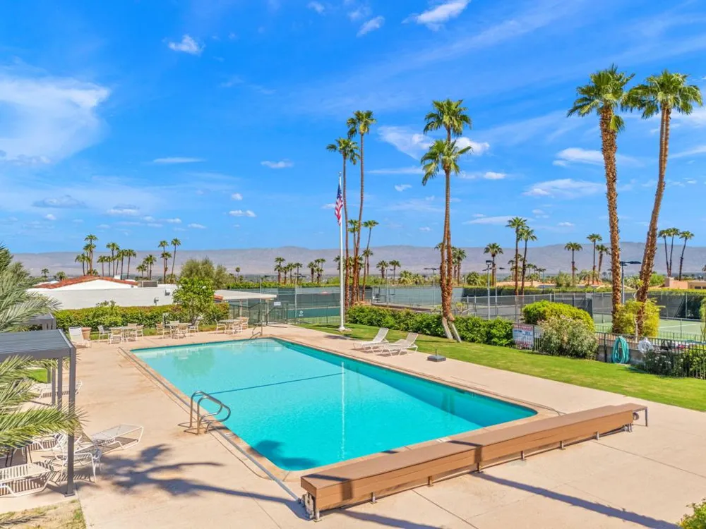 48435 Alamo Drive Palm Desert, CA 92260
