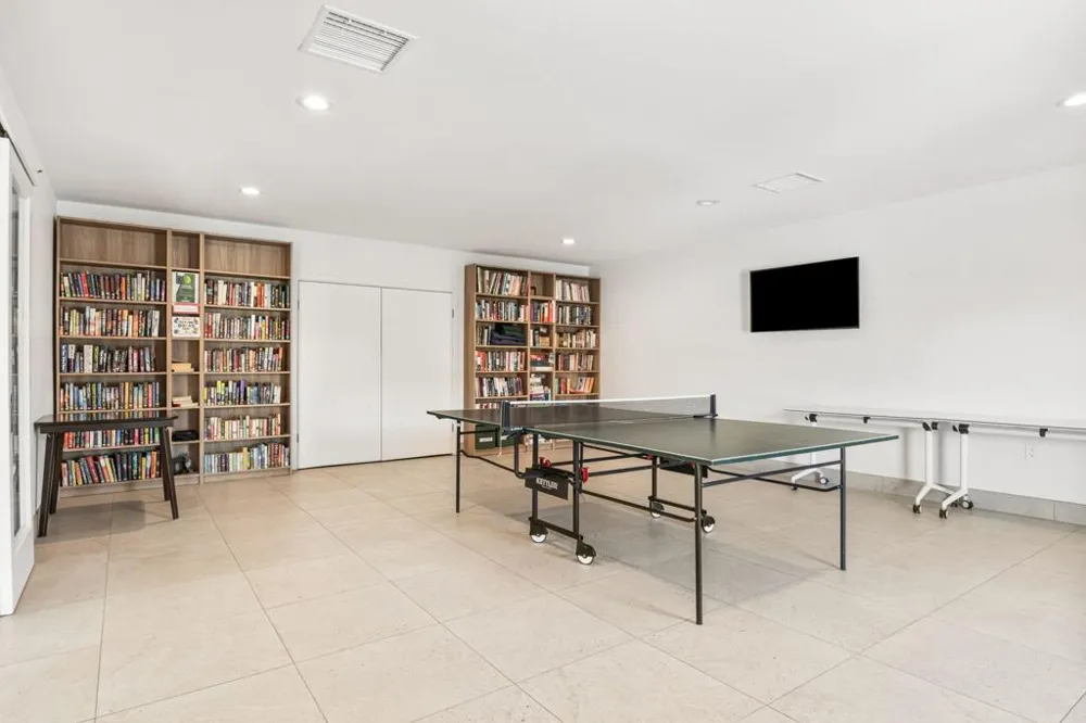 48435 Alamo Drive Palm Desert, CA 92260