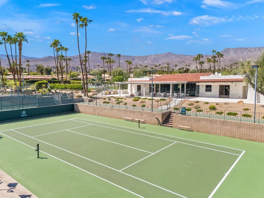48435 Alamo Drive Palm Desert, CA 92260