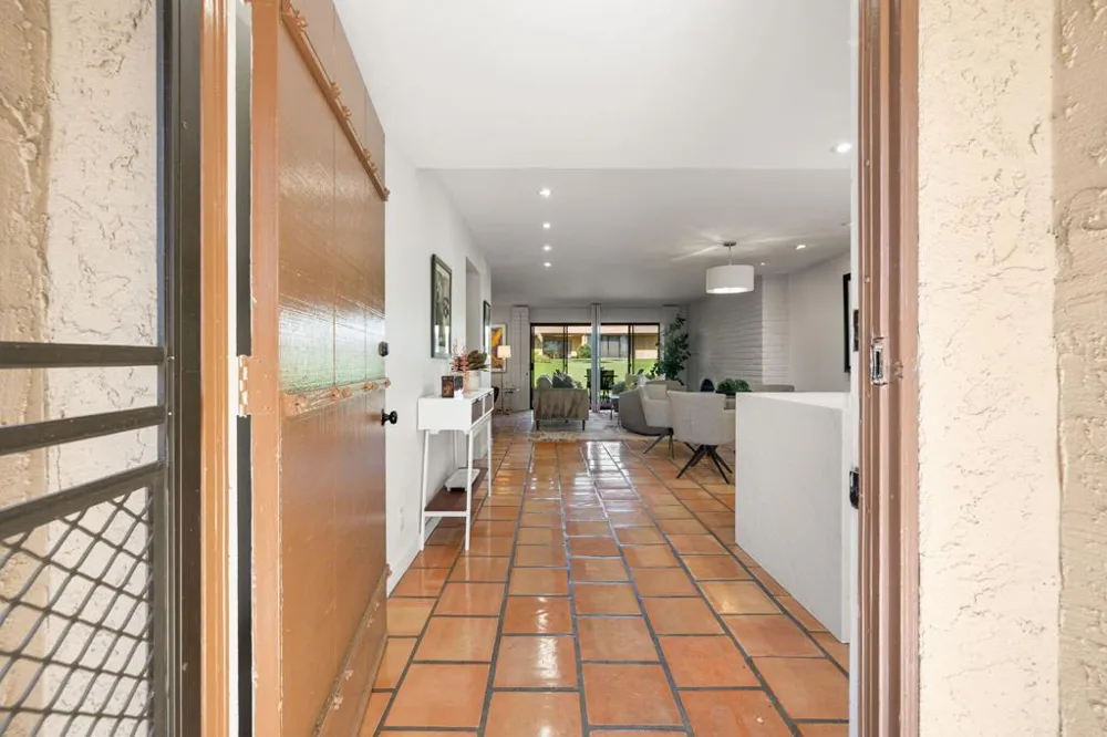 48435 Alamo Drive Palm Desert, CA 92260