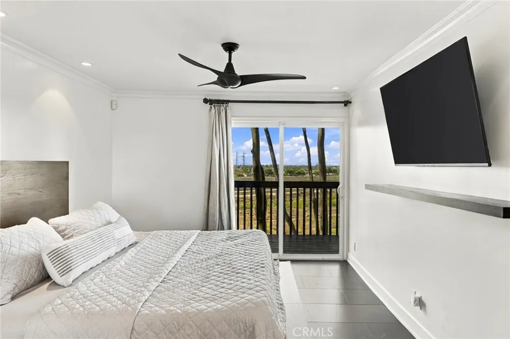1222 Las Arenas Way #23 Costa Mesa, CA 92627
