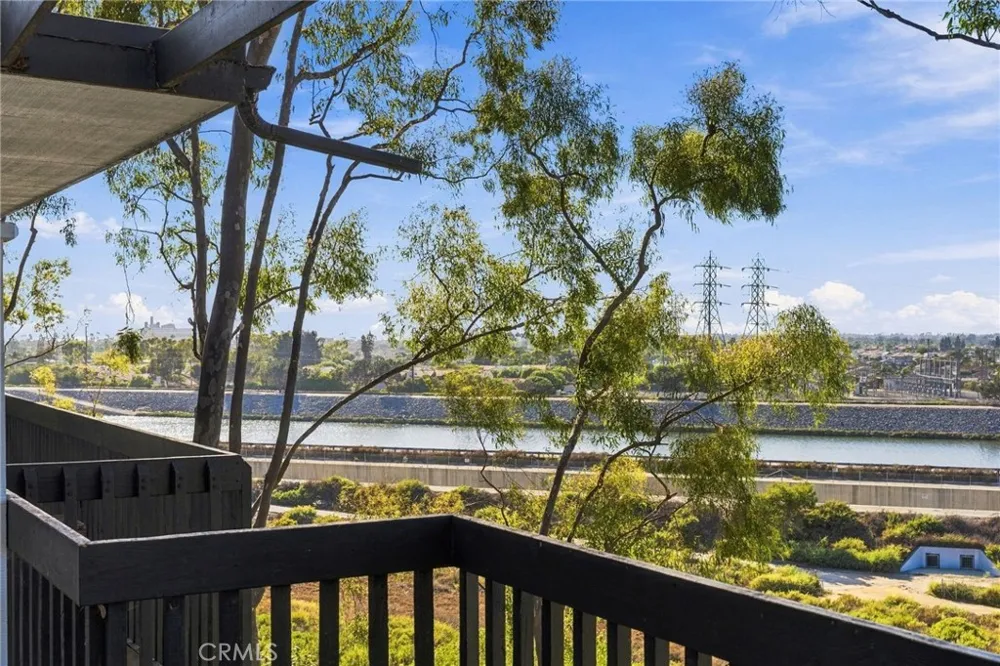 1222 Las Arenas Way #23 Costa Mesa, CA 92627