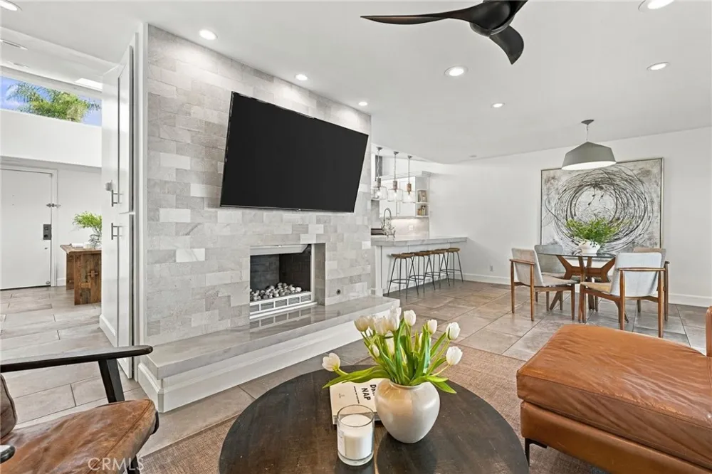 1222 Las Arenas Way #23 Costa Mesa, CA 92627