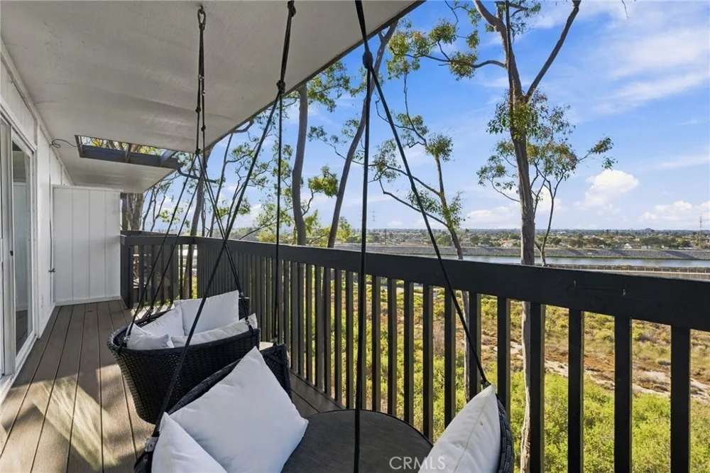 1222 Las Arenas Way #23 Costa Mesa, CA 92627