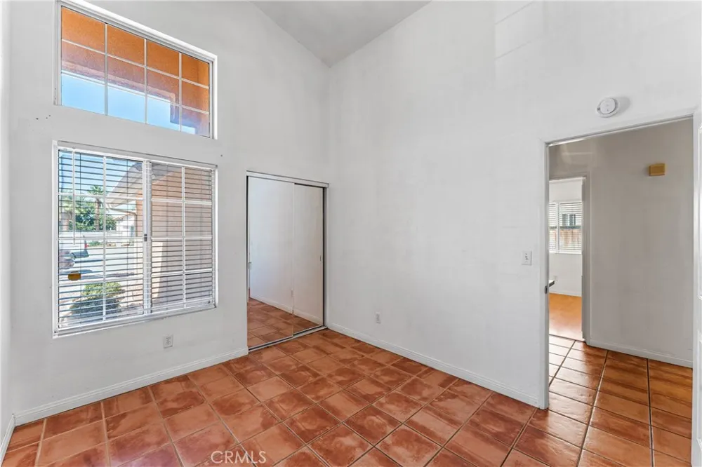 5546 Laurel Avenue Palmdale, CA 93552