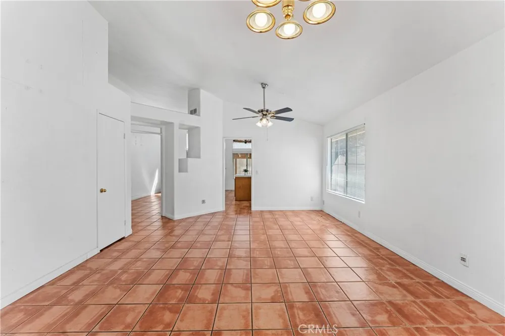 5546 Laurel Avenue Palmdale, CA 93552