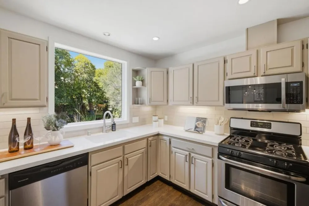646 26th Avenue San Mateo, CA 94403
