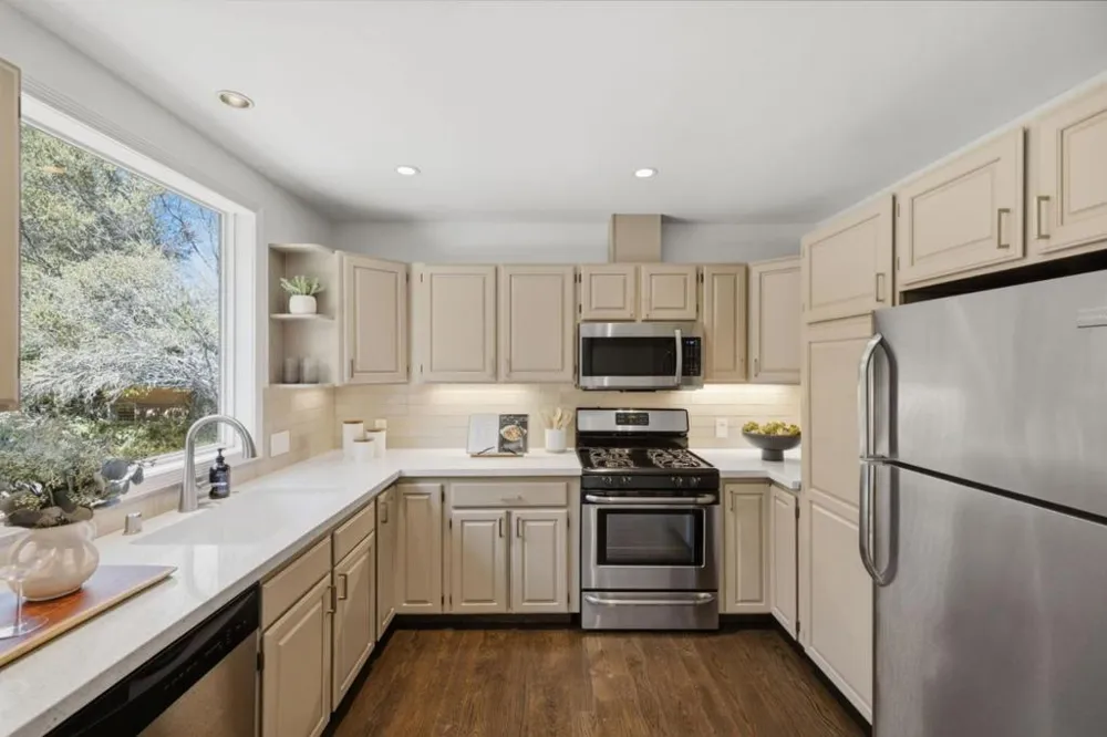 646 26th Avenue San Mateo, CA 94403