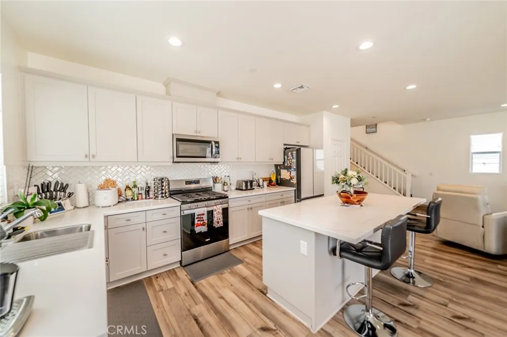 20168 Lemonscent Riverside, CA 92507