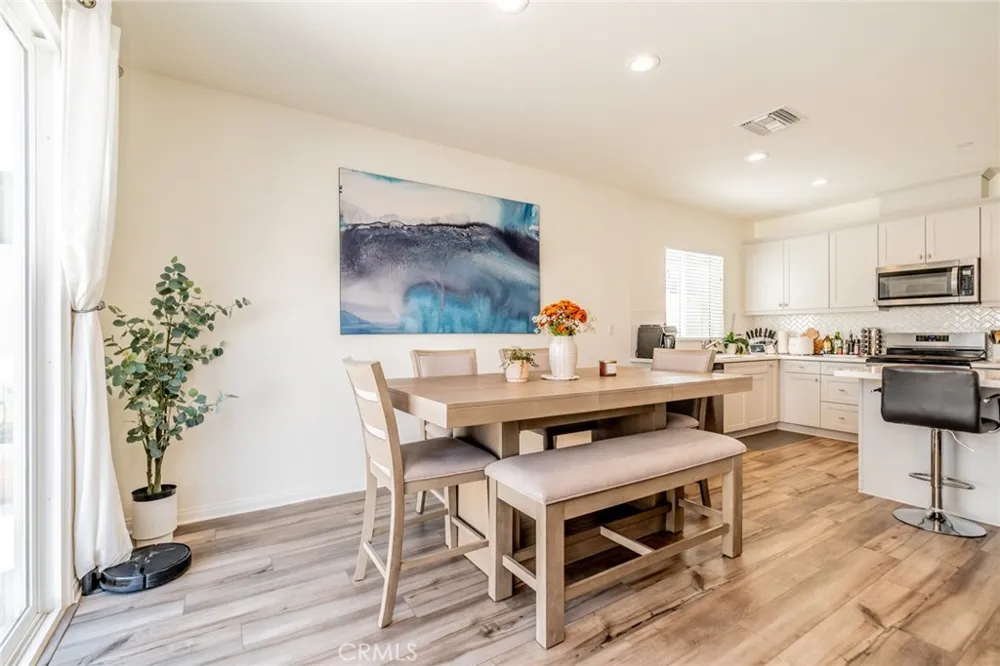 20168 Lemonscent Riverside, CA 92507