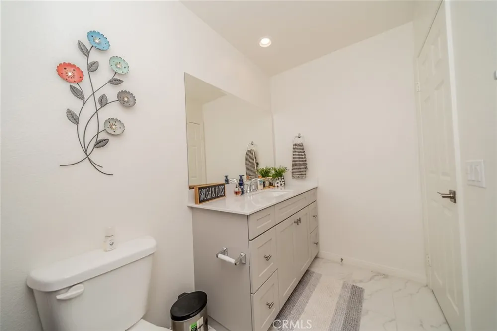20168 Lemonscent Riverside, CA 92507
