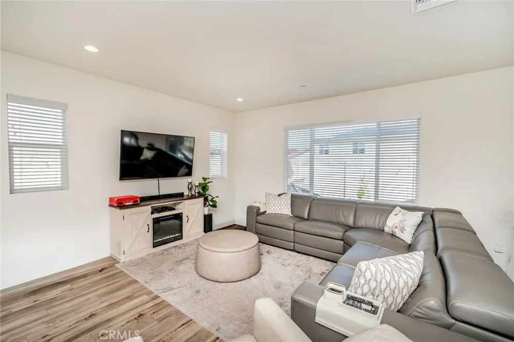 20168 Lemonscent Riverside, CA 92507