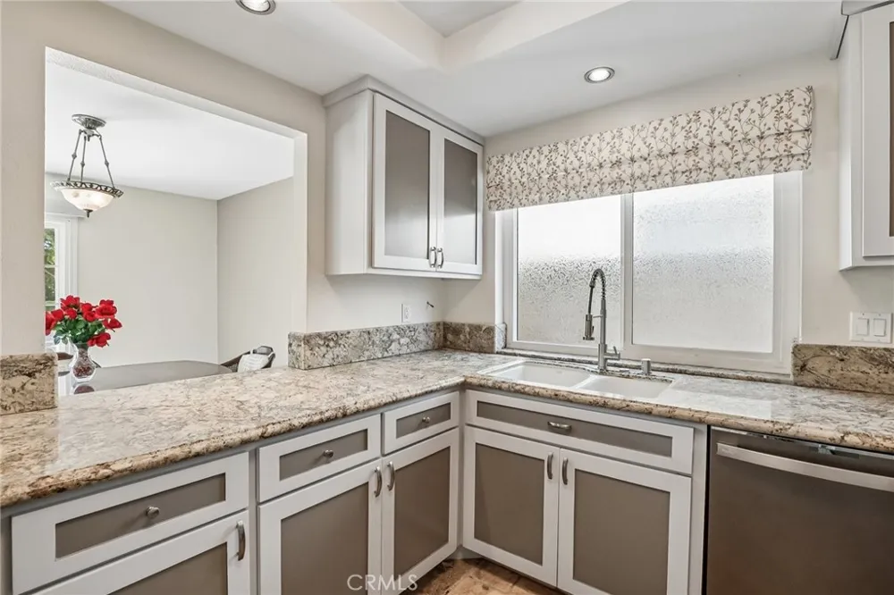 1215 Holt Placentia, CA 92870