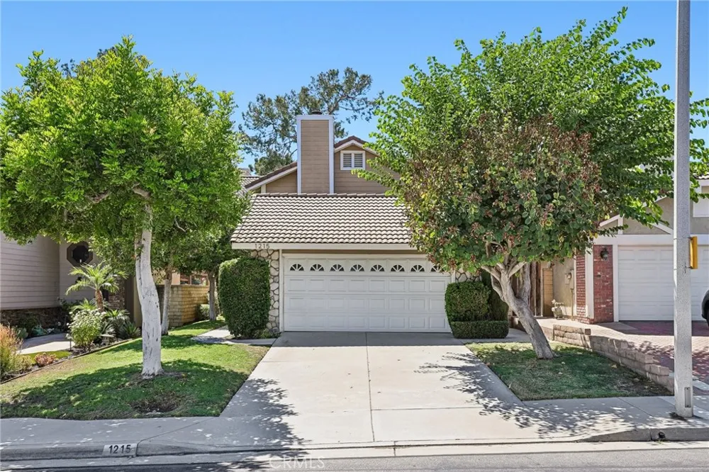 1215 Holt Placentia, CA 92870