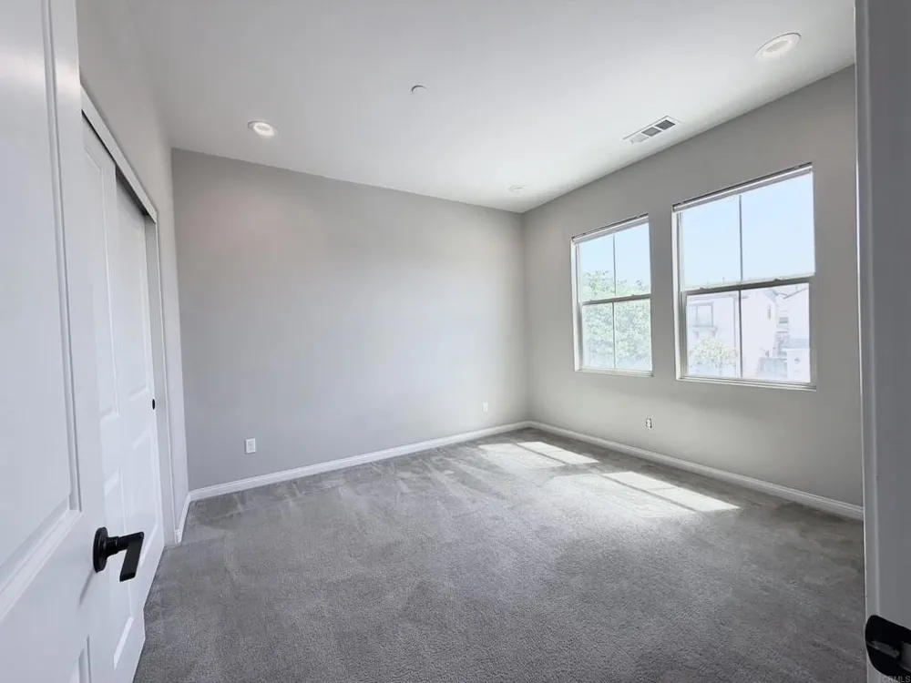 834 Camino Cantera Chula Vista, CA 91913