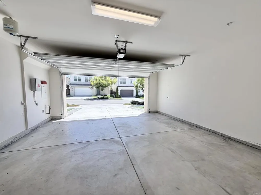 834 Camino Cantera Chula Vista, CA 91913