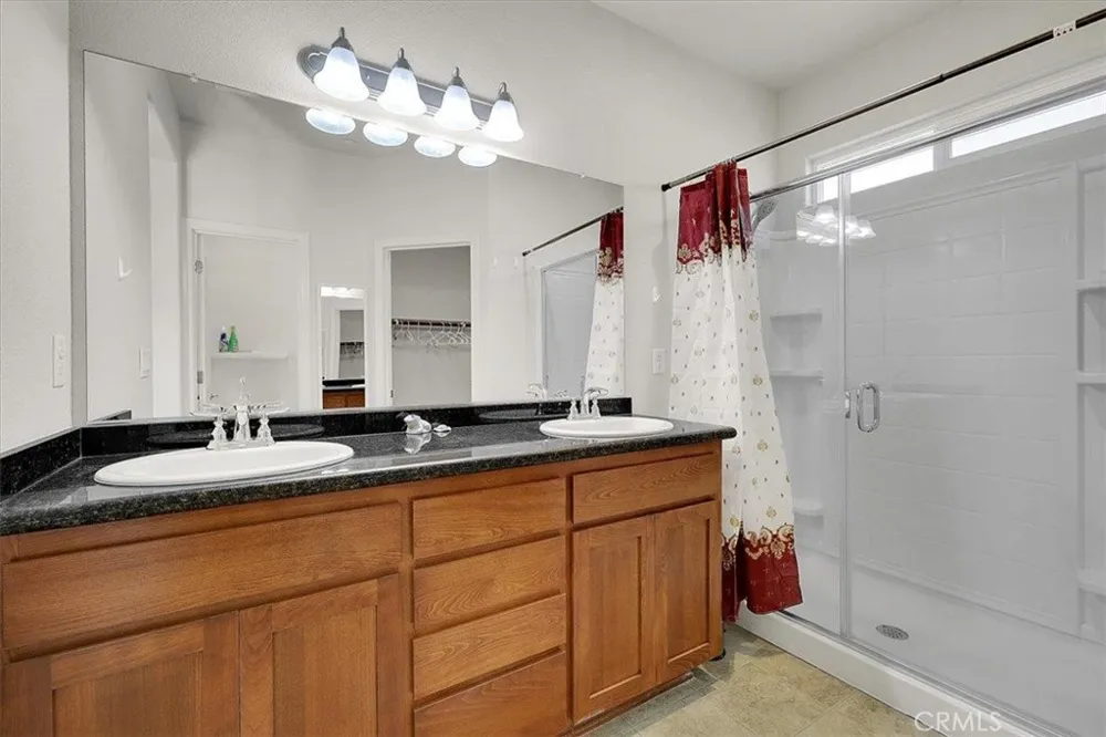 2050 Moss Glen Loop Linda, CA 95901
