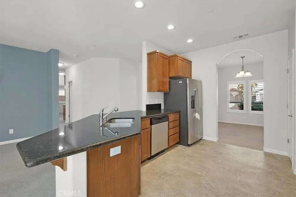 2050 Moss Glen Loop Linda, CA 95901