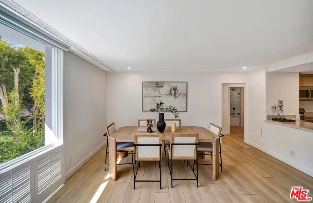 2170 Century Parkway #208 Los Angeles, CA 90067