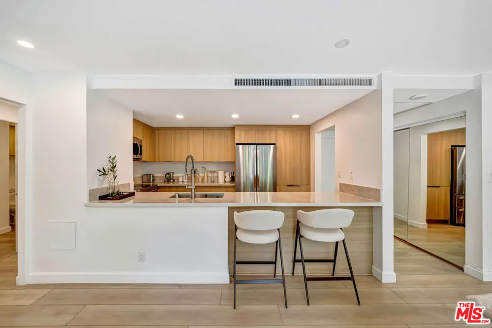 2170 Century Parkway #208 Los Angeles, CA 90067