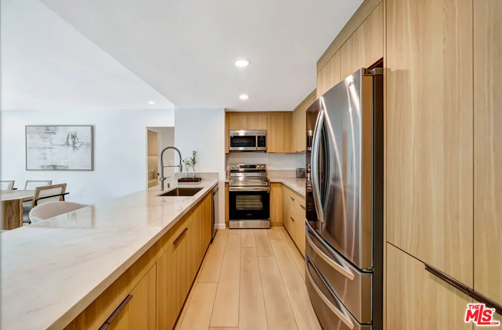 2170 Century Parkway #208 Los Angeles, CA 90067