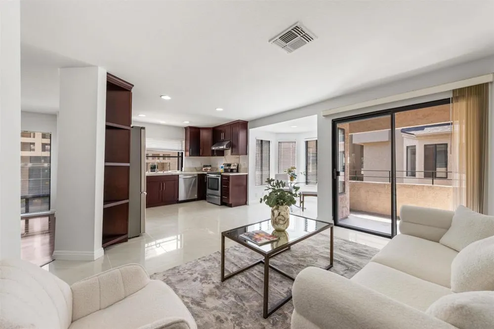 4341 Nobel #113 San Diego, CA 92122