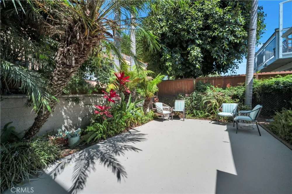 1217 21st Hermosa Beach, CA 90254