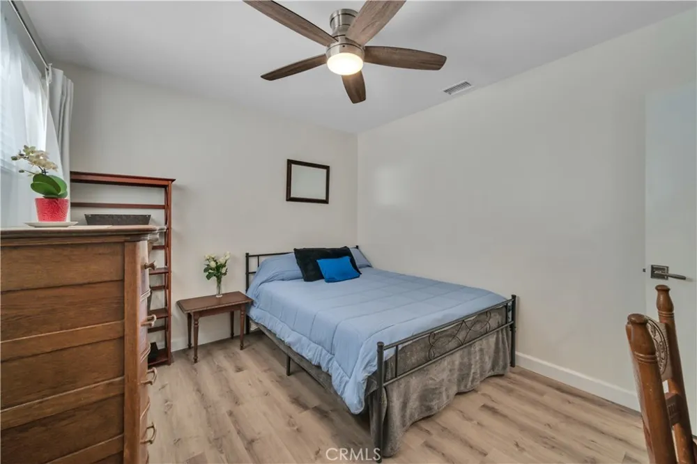 1217 21st Hermosa Beach, CA 90254