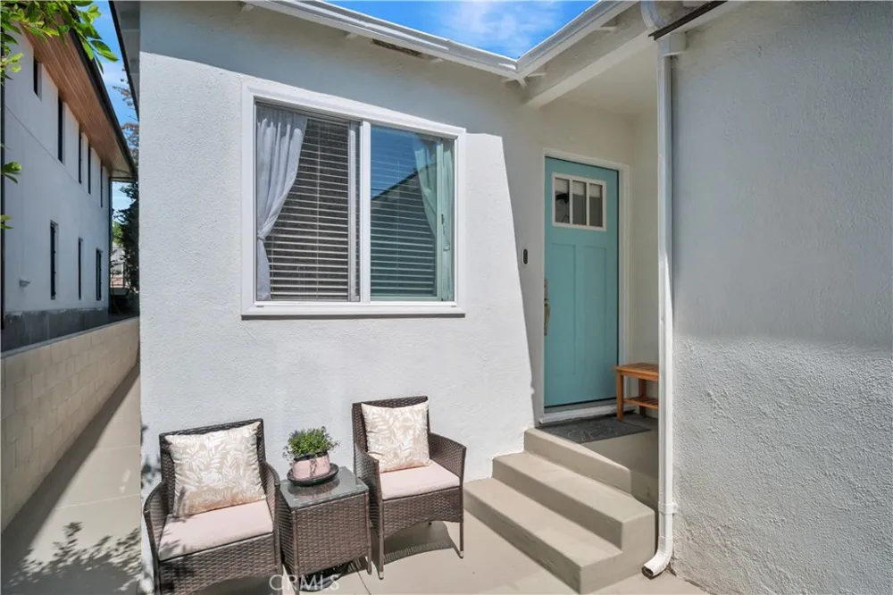 1217 21st Hermosa Beach, CA 90254