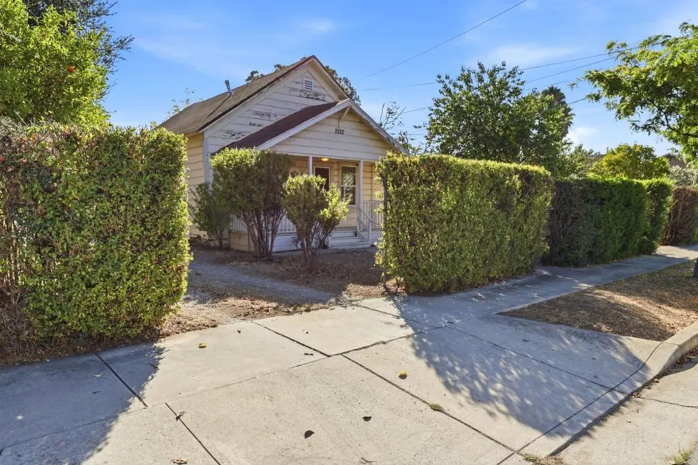 7522 Chestnut Street Gilroy, CA 95020