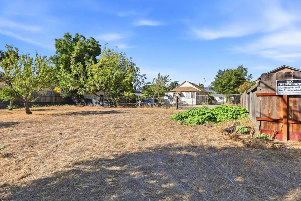 7522 Chestnut Street Gilroy, CA 95020