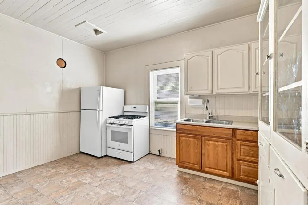 7522 Chestnut Street Gilroy, CA 95020