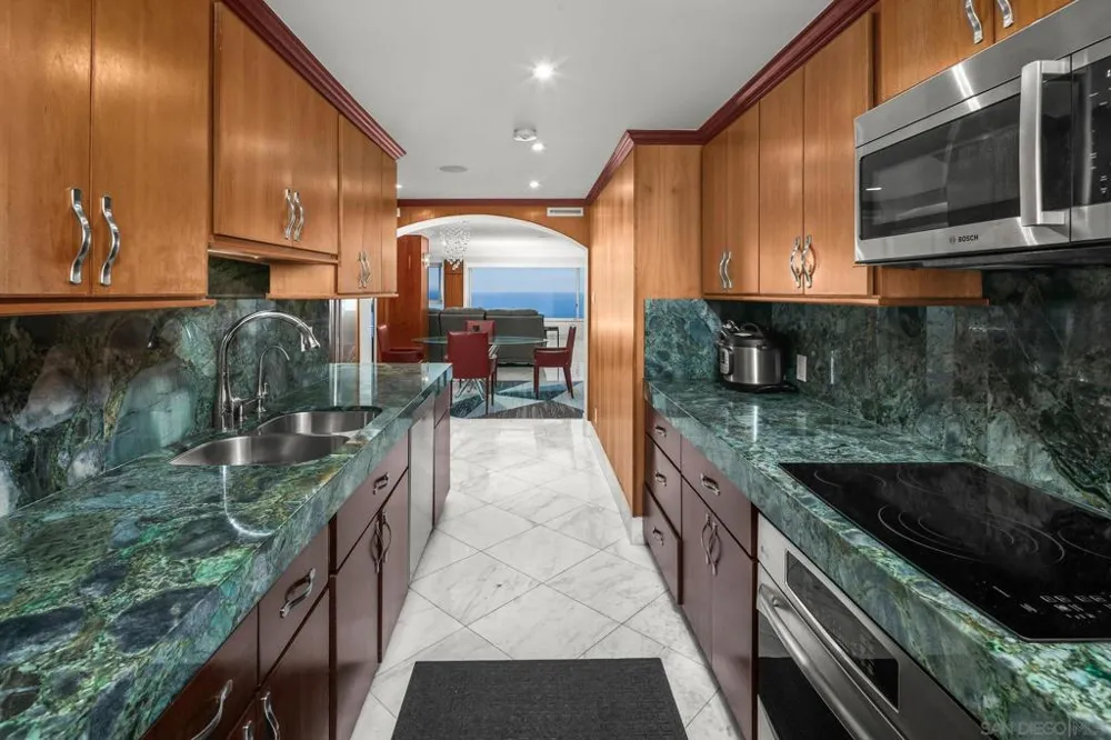 939 Coast Blvd #18E La Jolla, CA 92037