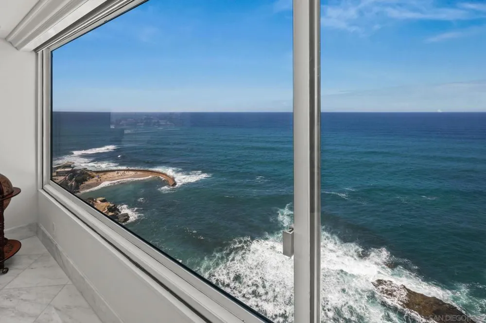 939 Coast Blvd #18E La Jolla, CA 92037