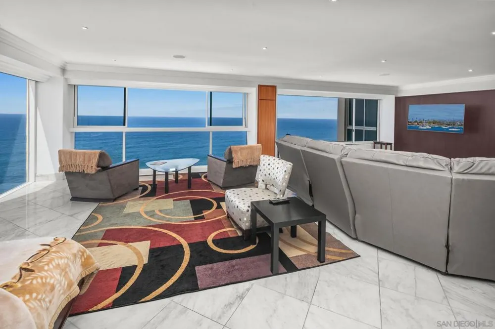 939 Coast Blvd #18E La Jolla, CA 92037