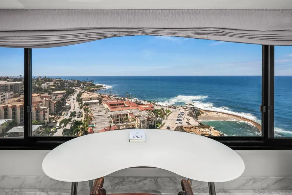 939 Coast Blvd #18E La Jolla, CA 92037