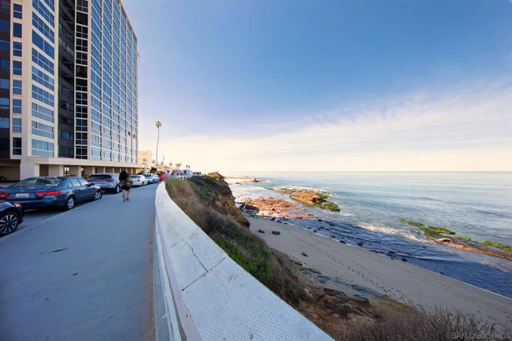 939 Coast Blvd #18E La Jolla, CA 92037