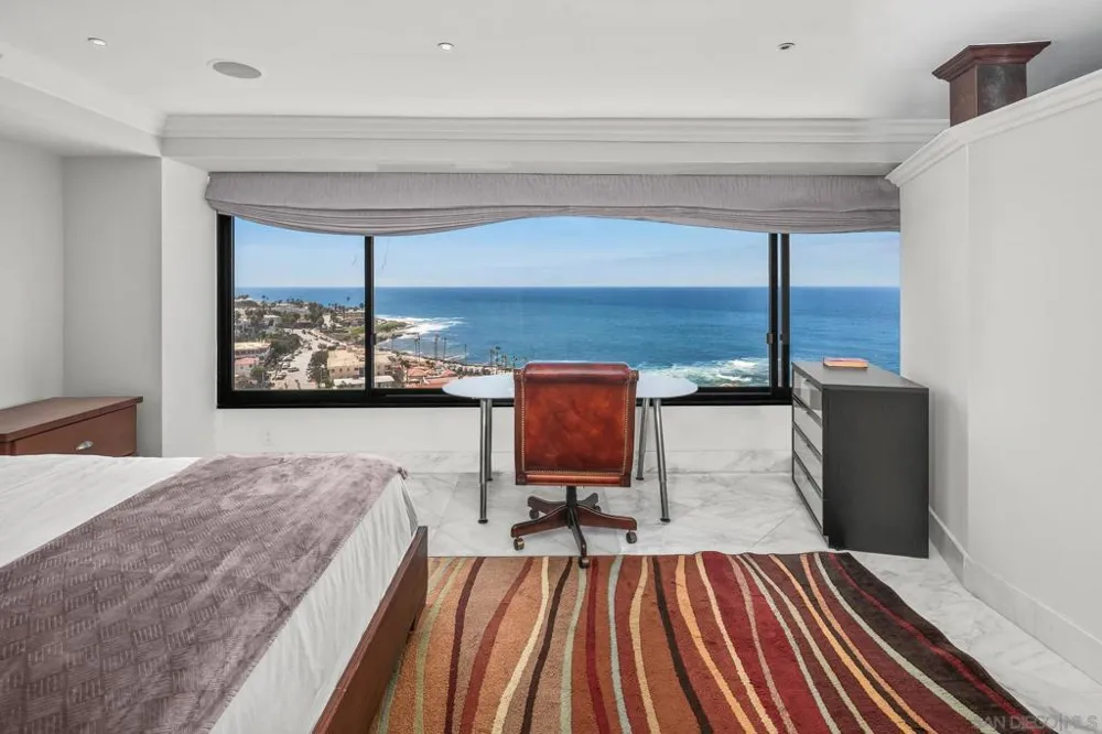 939 Coast Blvd #18E La Jolla, CA 92037