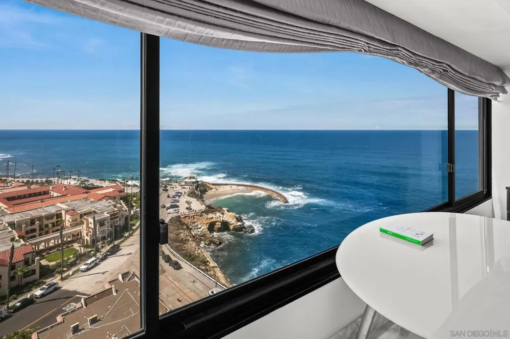 939 Coast Blvd #18E La Jolla, CA 92037