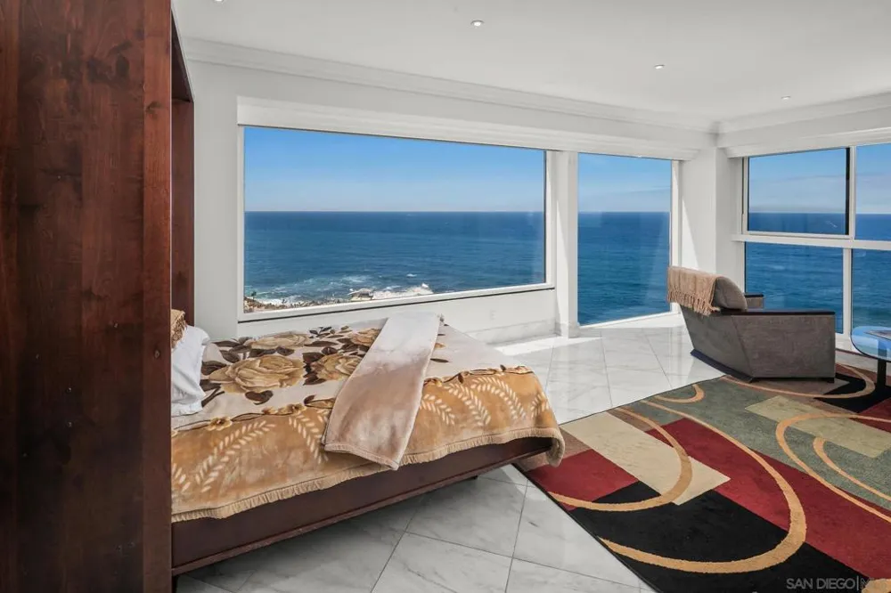 939 Coast Blvd #18E La Jolla, CA 92037
