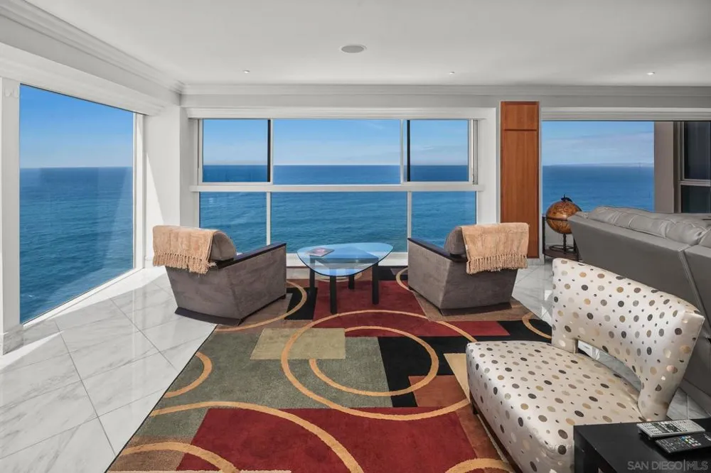 939 Coast Blvd #18E La Jolla, CA 92037