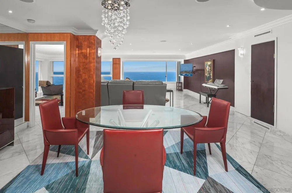 939 Coast Blvd #18E La Jolla, CA 92037